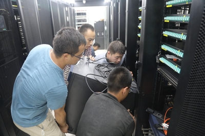 西城校区网络数据中心机房回迁工作圆满完成，网络技术服务全面恢复与升级